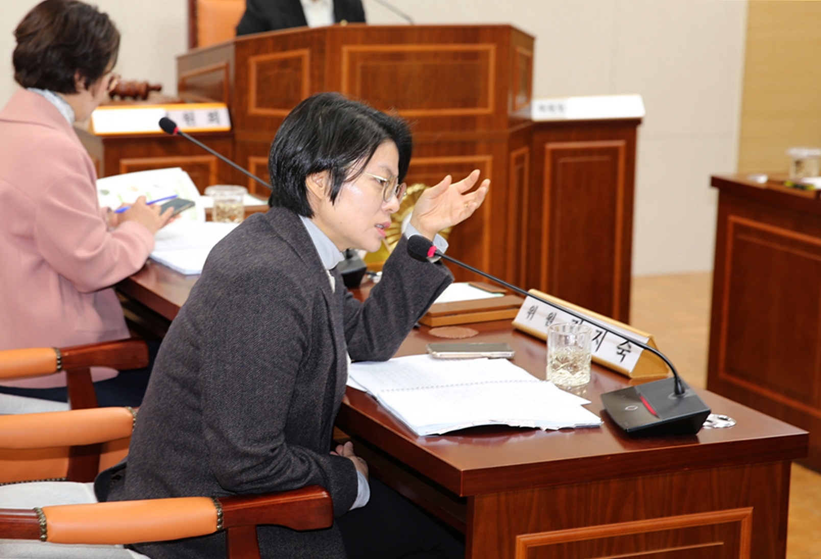 제279회 화순군의회 임시회 조례안 및 일반안 심사[총무위원회] 사진3