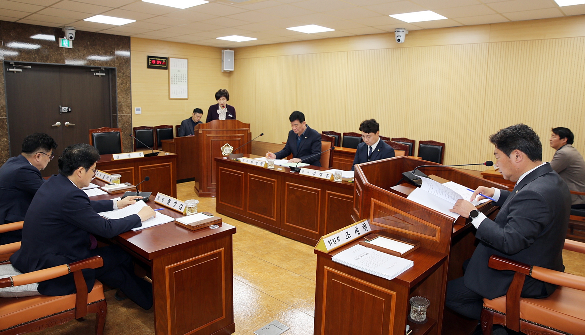 제279회 화순군의회 임시회 조례안 및 일반안 심사[산업·건설 위원회] 사진2