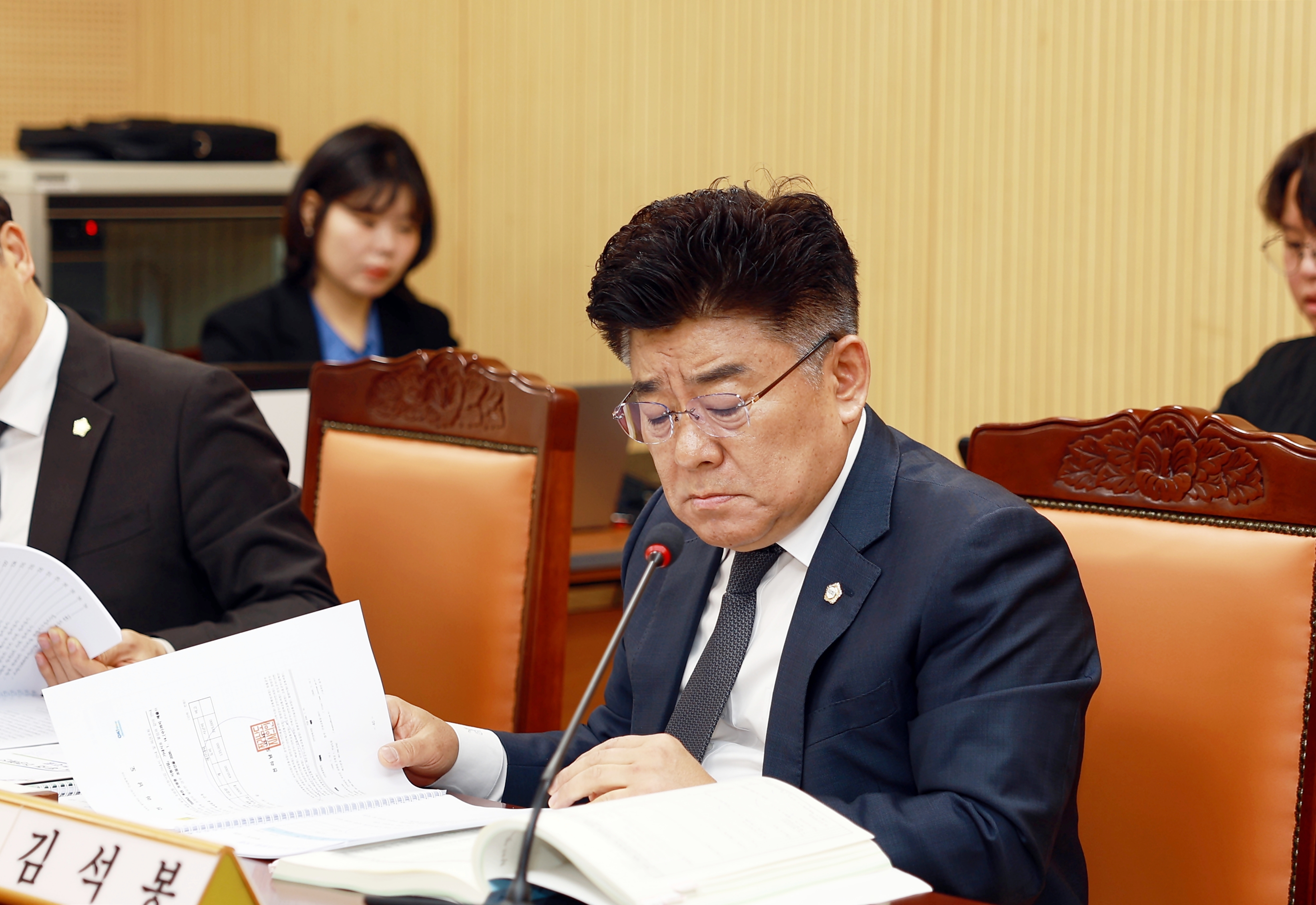 제279회 화순군의회 임시회 2026년도 제1회 추가경정 예산안 예비심사(산업·건설위원회) 사진3