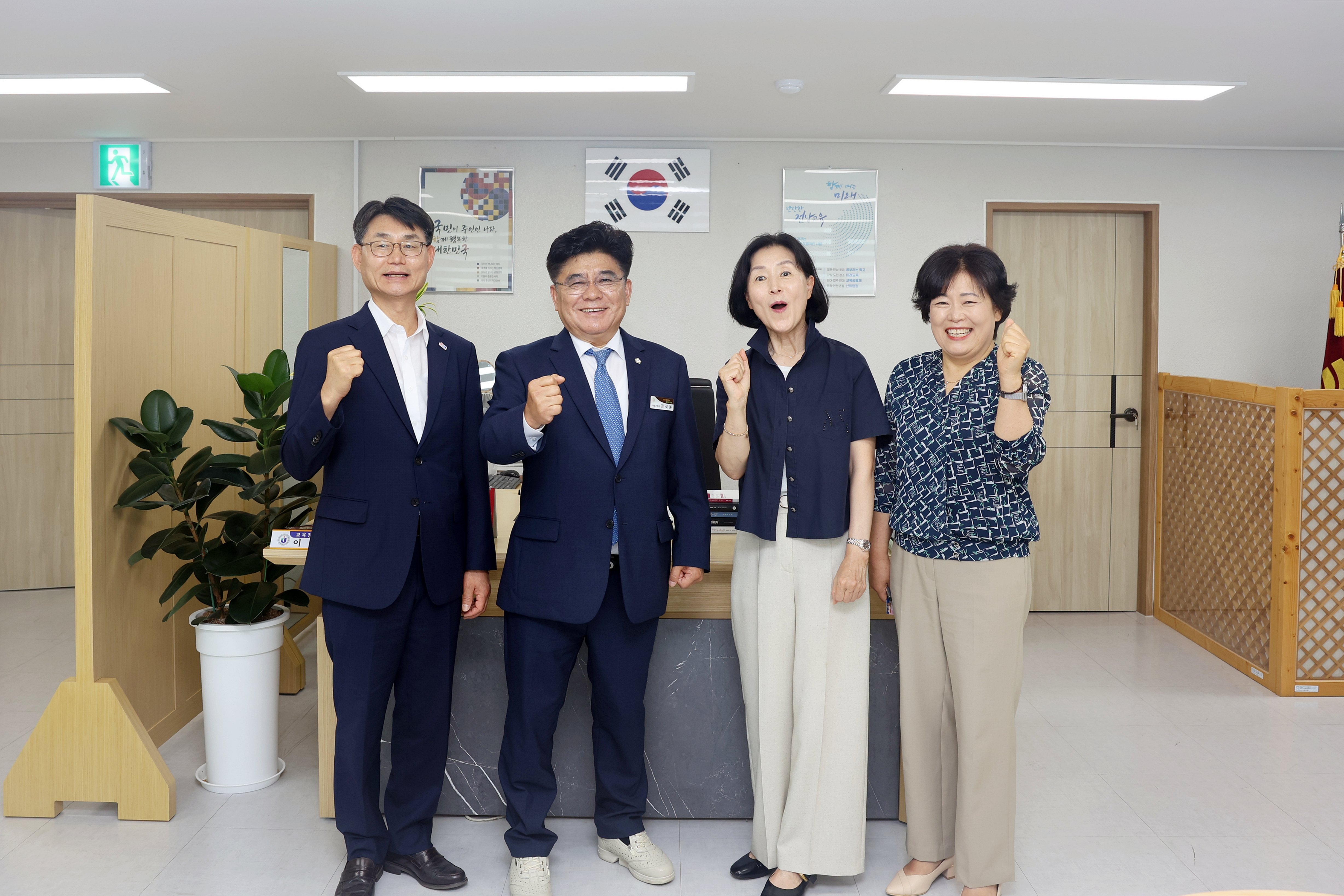 화순군의회 의장 기관단체 등 방문 사진3
