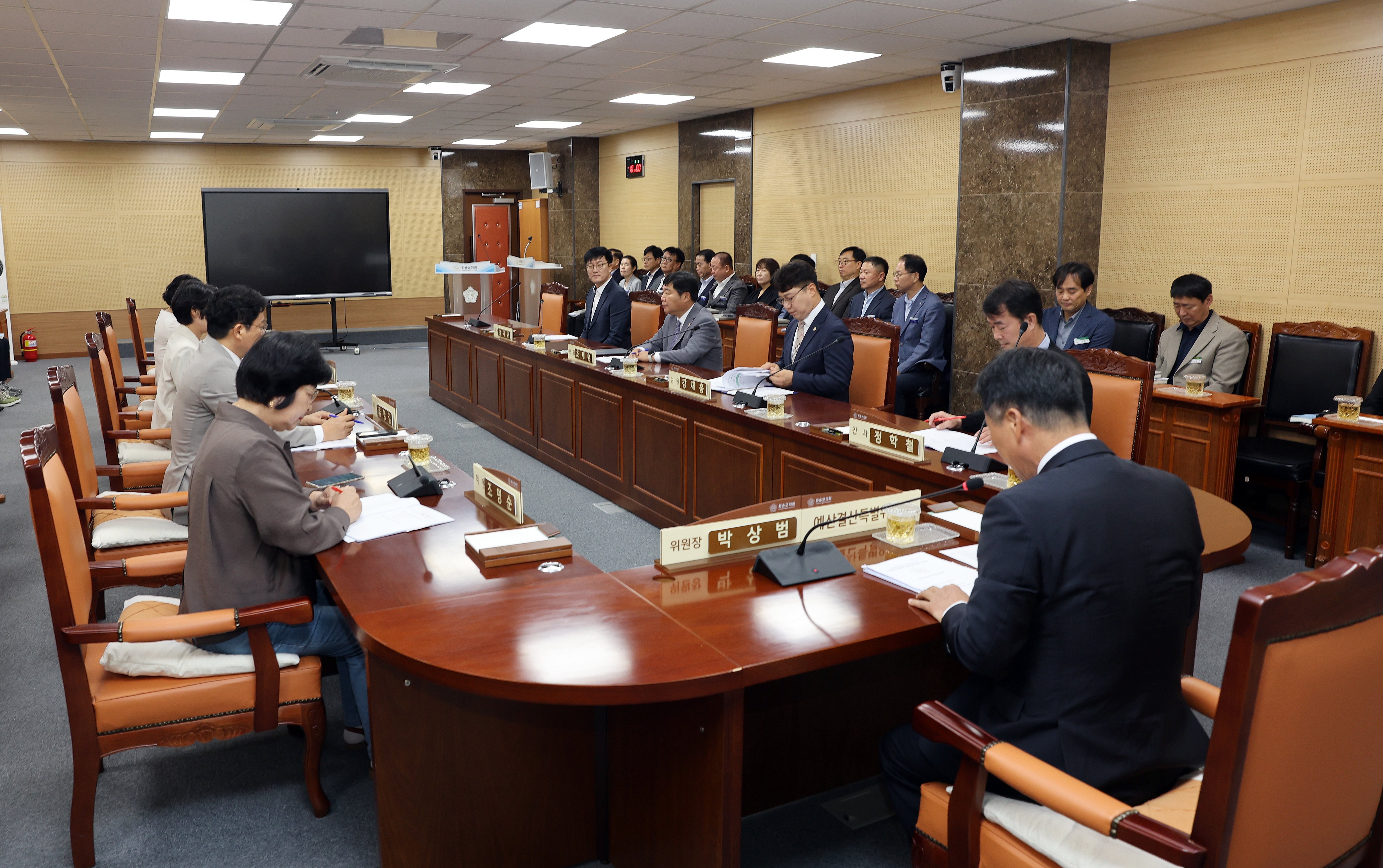 제283회 화순군의회 임시회(예결위) 사진2