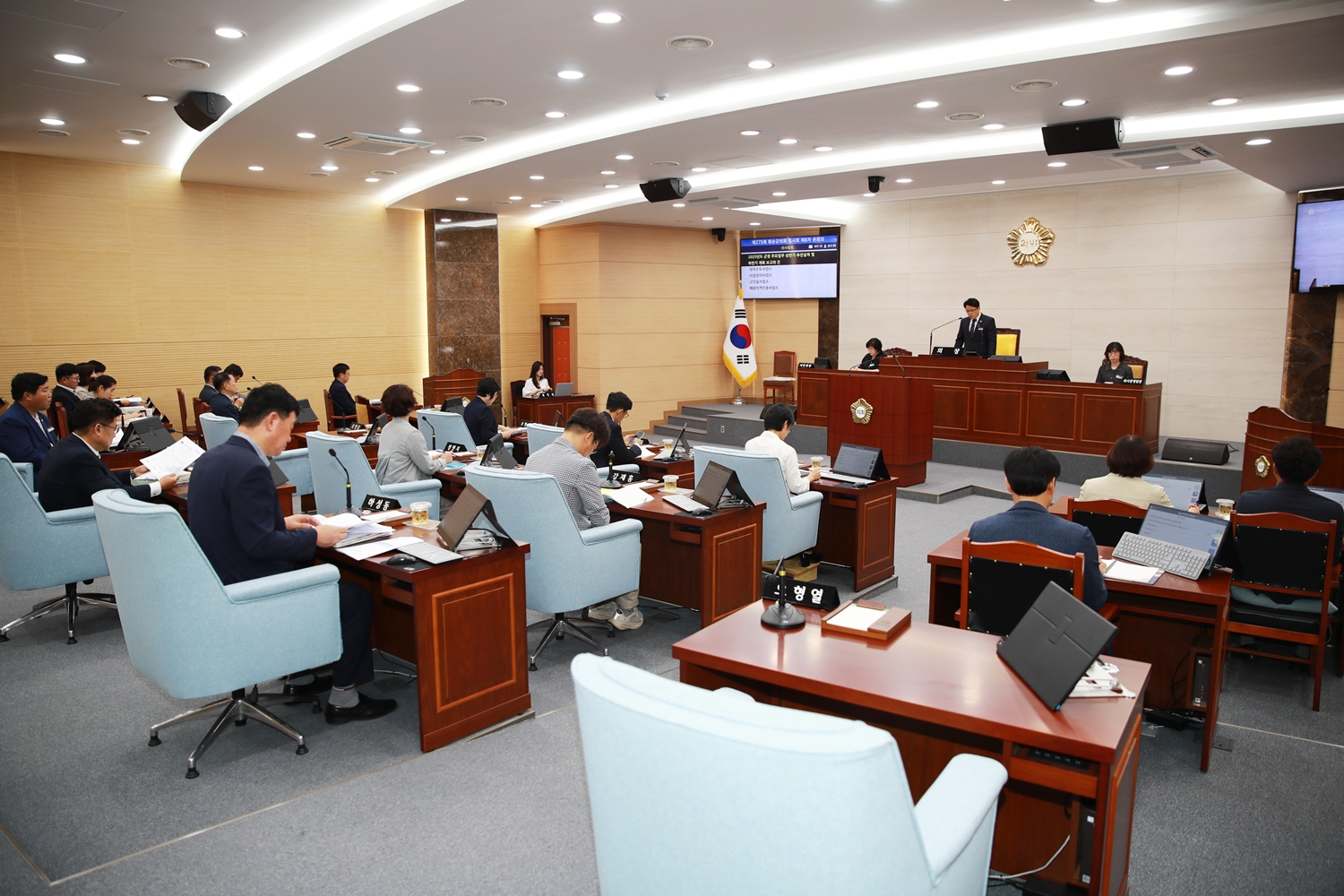 제275회 화순군의회 임시회 [제8차 본회의]