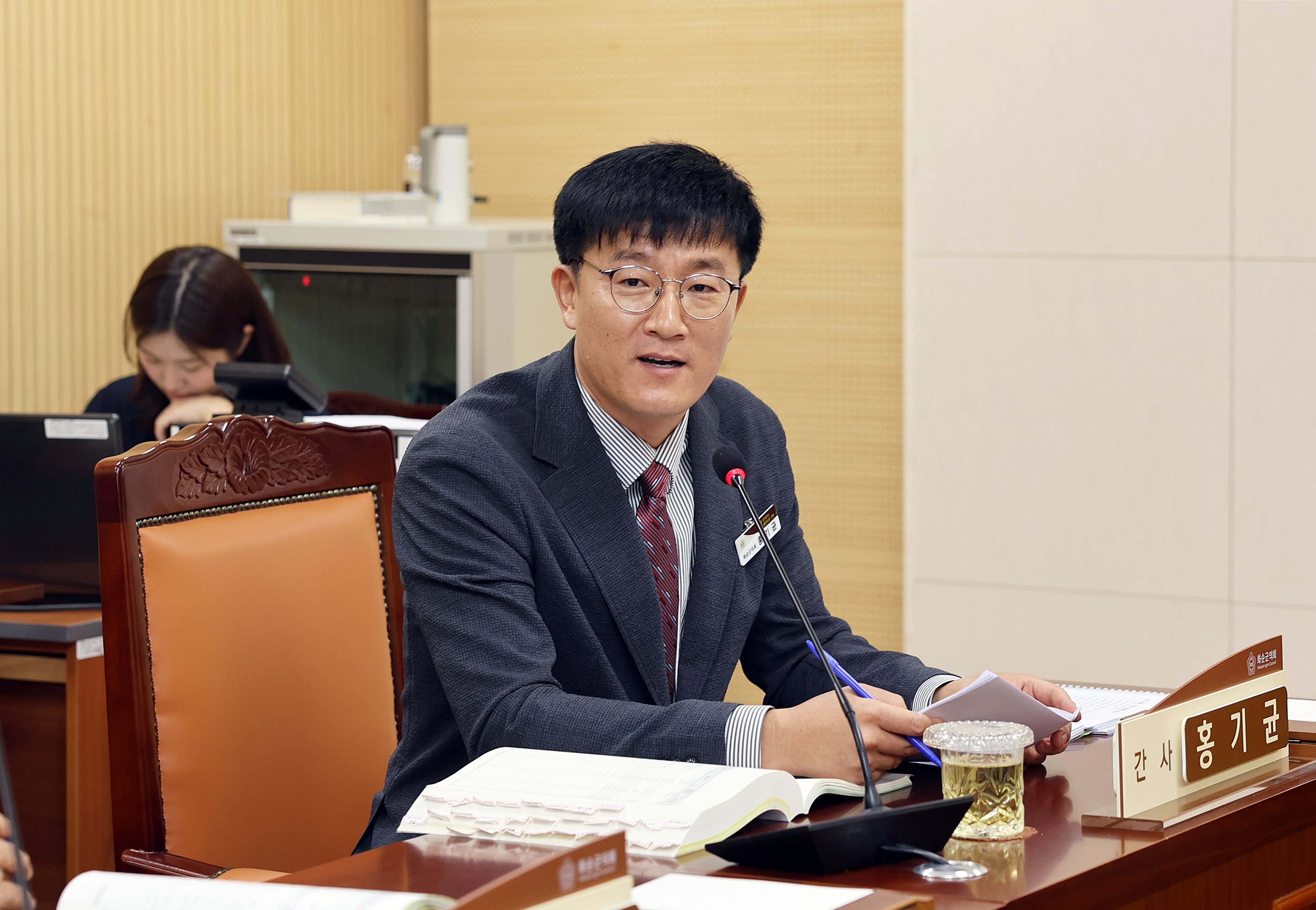 제281회 화순군의회 임시회(군정 주요업무 추진실적 및 계획 보고)[총무 위원회] ​ 사진4