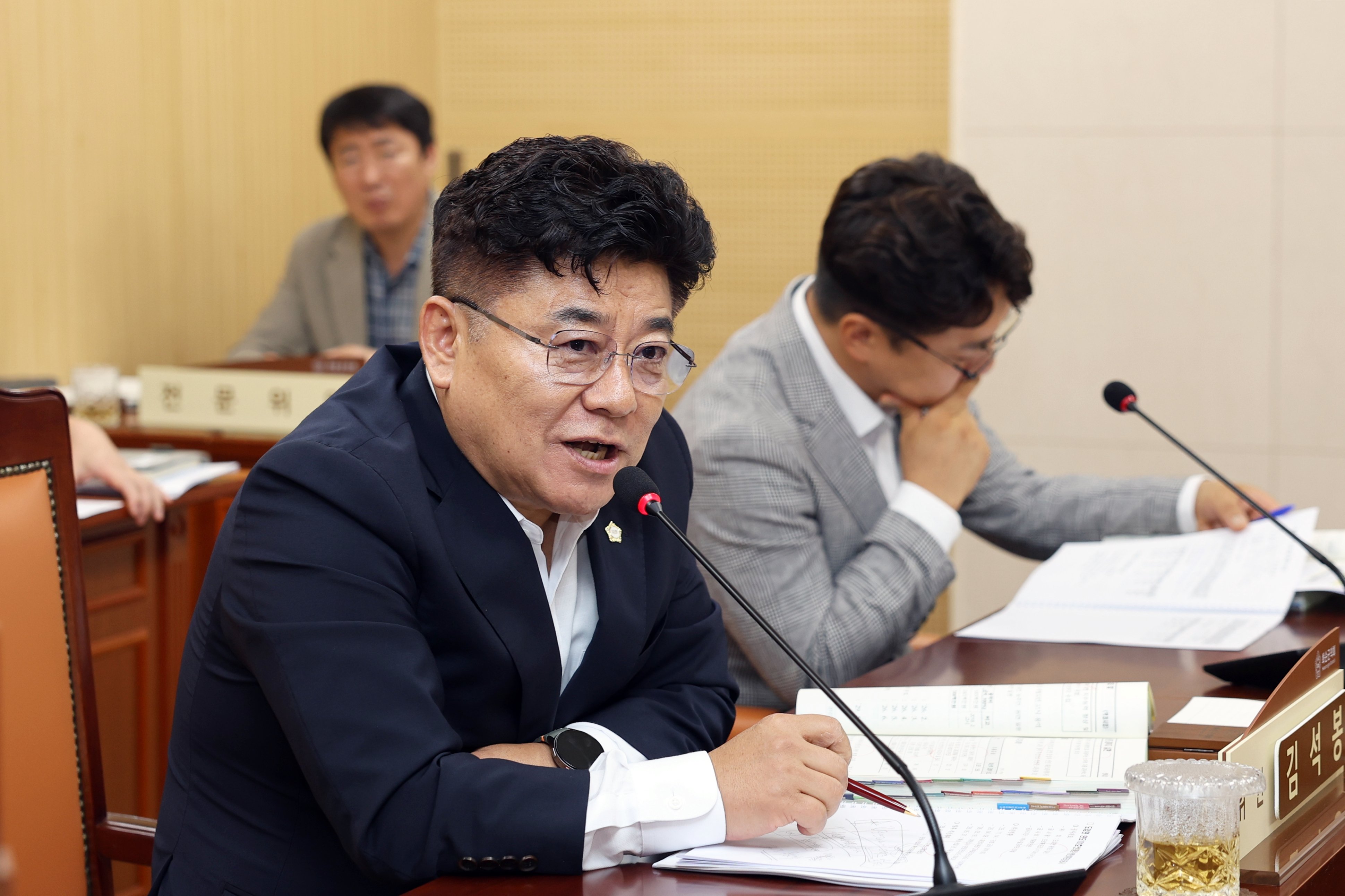 제281회 화순군의회 임시회(군정 주요업무 추진실적 및 계획 보고)[산업·건설 위원회] 사진3